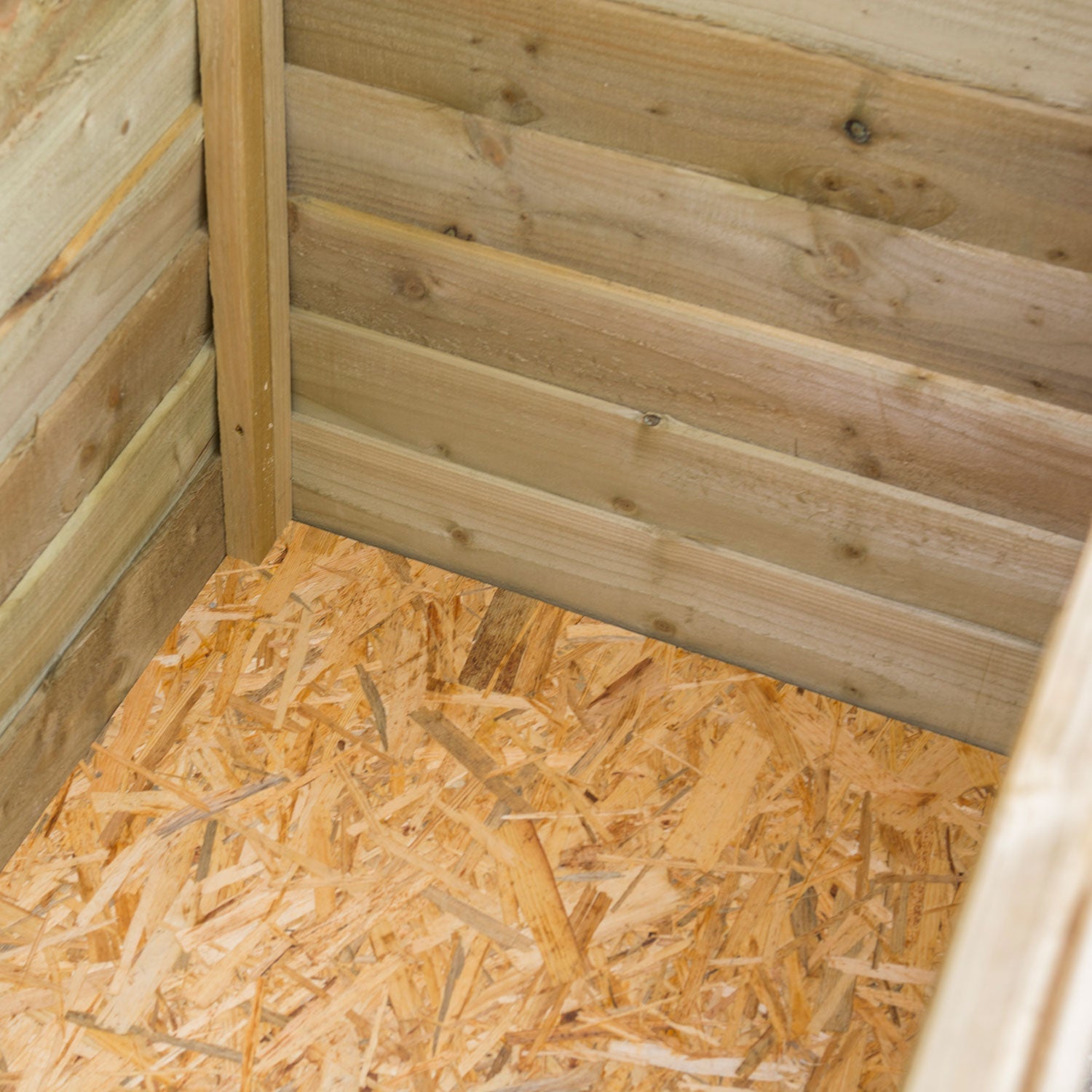 Rowlinson Overlap Patio Chest