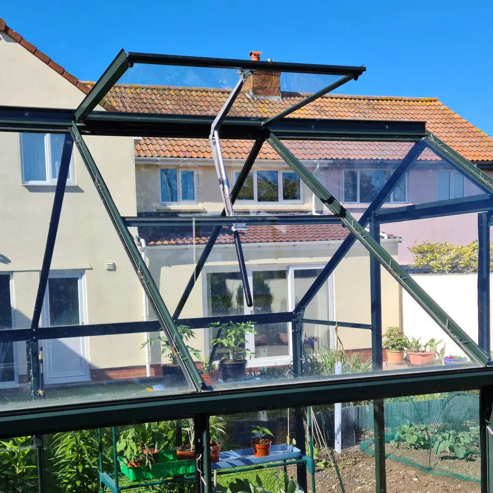 How to set up automatic window opener in a greenhouse How to set up automatic window opener in a greenhouse